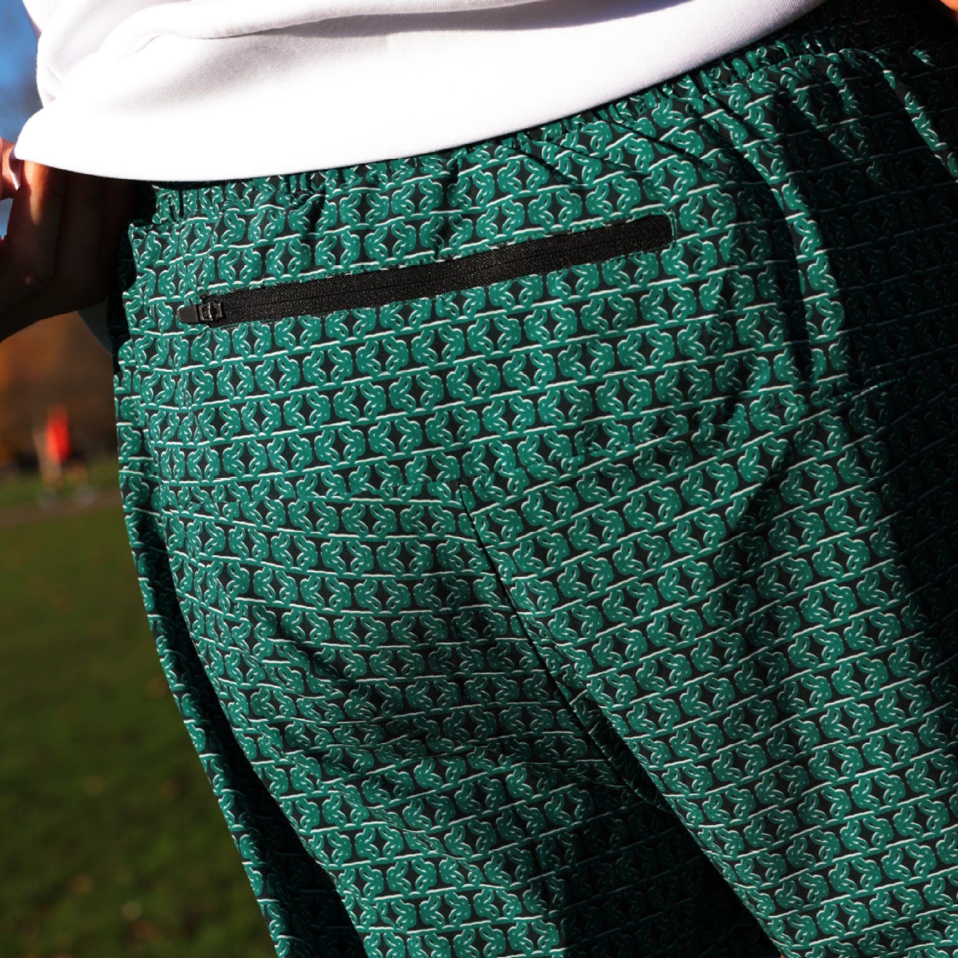The Core Shorts Emerald